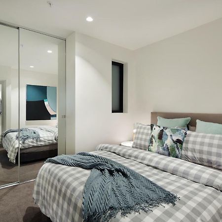 Experience Platinum Hotel Apartments Melbourne Exterior photo