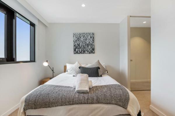 Experience Platinum Hotel Apartments Melbourne Exterior photo